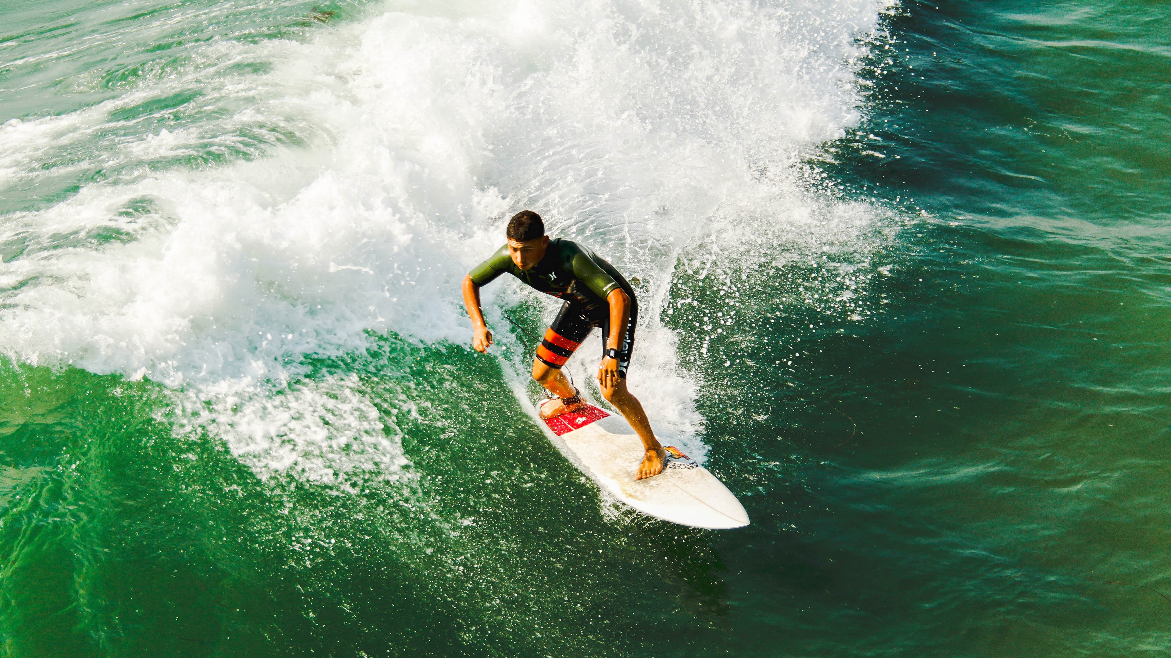 最动人的“球队团魂”瞬间:合作成就奇迹,团队球员